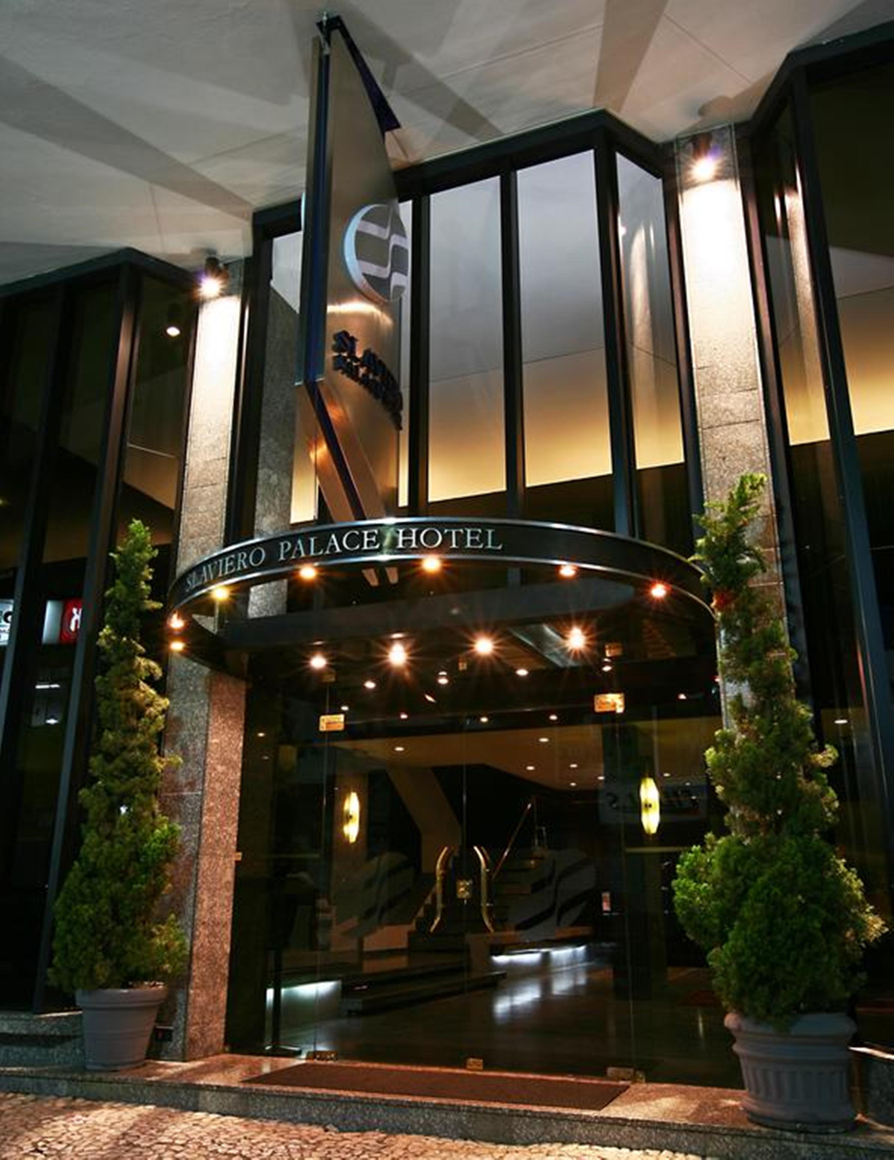 Slaviero Curitiba Centro Otel Dış mekan fotoğraf